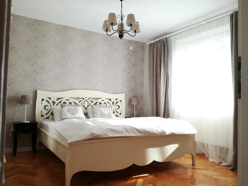 Casa Gloria Sibiu Hotel Buitenkant foto